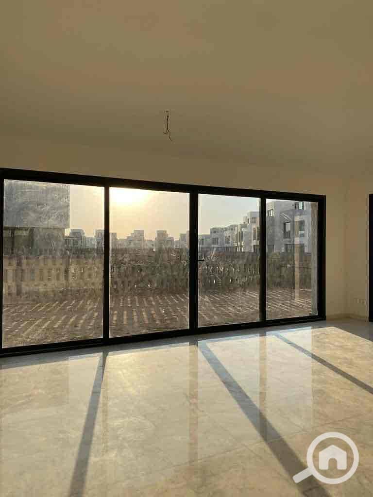 4 9edb60ed-c168-4f7f-900d-1fba896c25e1. jpg