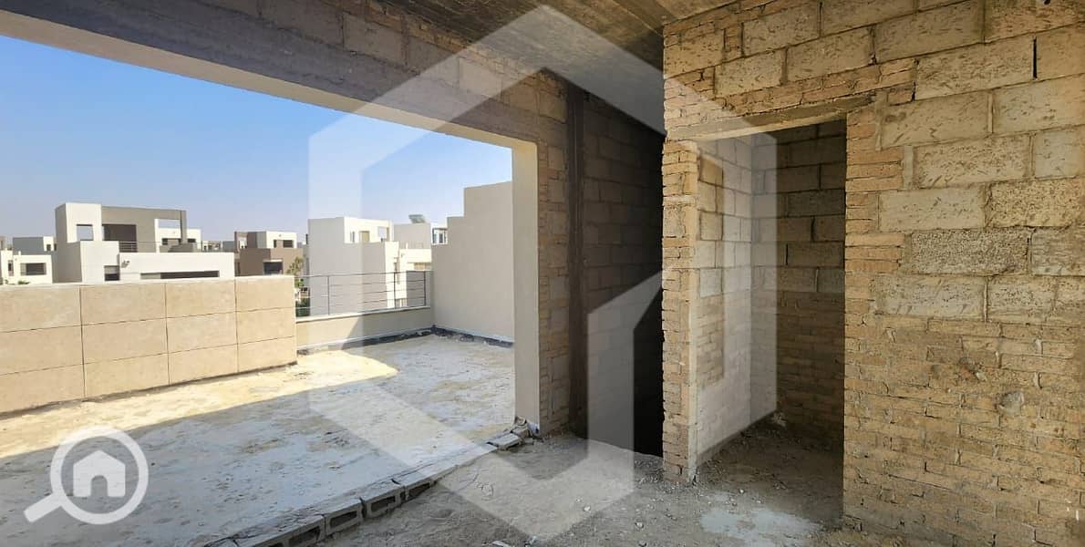 3 The Crown Palm Hills 4. jpeg