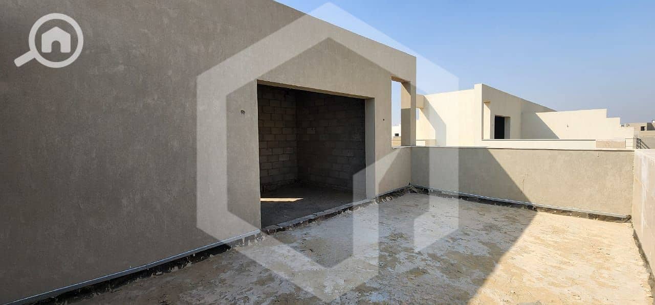 9 The Crown Palm Hills 8. jpeg