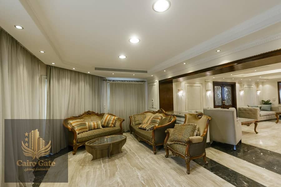 5 5c19bde9-4bba-46e5-b45e-d3c797e57ef7. jpg