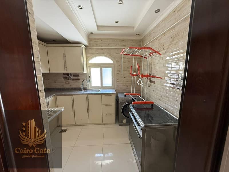 15 869c5972-71e6-444b-b11b-267d9381a5f0. jpg