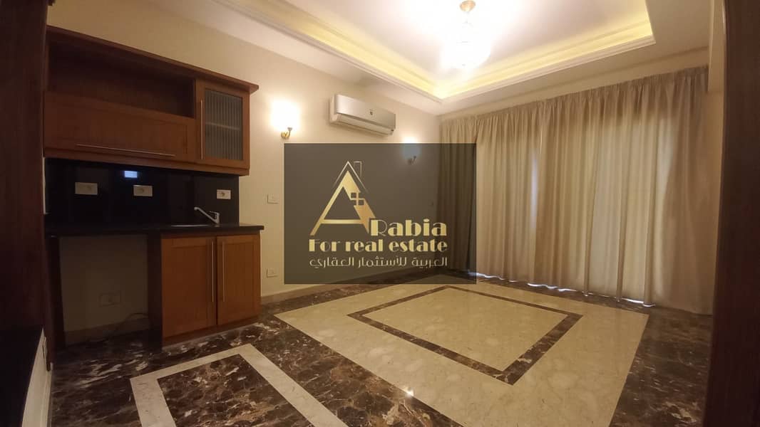 8 WhatsApp Image 2025-10-28 at 4.28. 42 PM (2). jpeg