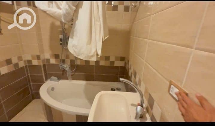 7 0a4235a1-b0b0-4a3b-9407-6722e39771ad. jpeg