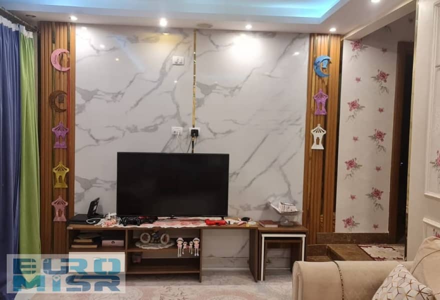 12 b0d59a59-7e35-4488-be55-879cd4b4ee5c. jpg