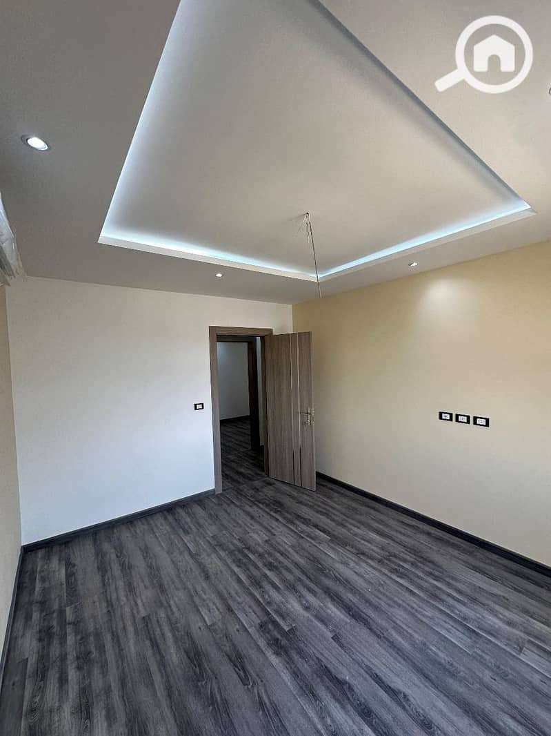 2 WhatsApp Image 2025-10-28 at 2.45. 53 PM (6). jpeg