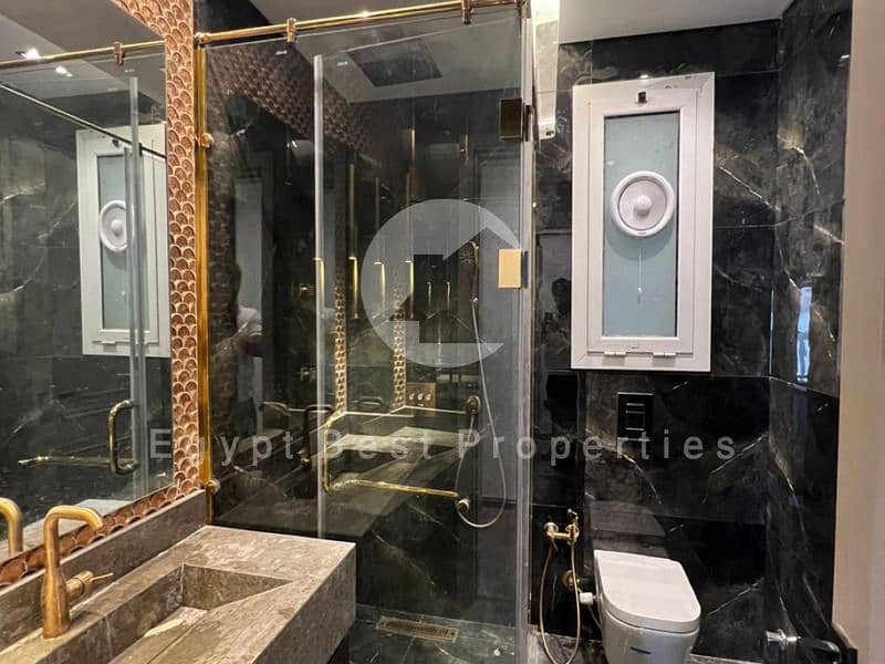 6 23e24f9b-42d9-470a-82ae-7e1d7e66f4f2. jpeg