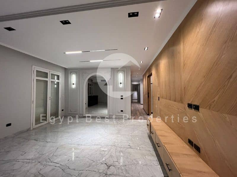 8 73c72160-5f45-4403-bea5-b922f2b260b5. jpeg