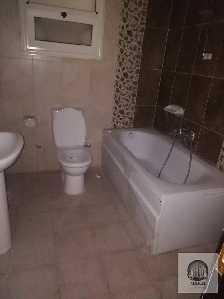 5 WhatsApp Image 2025-10-28 at 4.39. 52 PM. jpeg