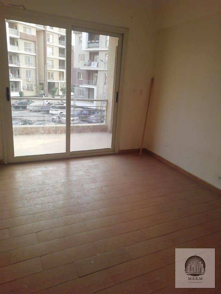 10 WhatsApp Image 2025-10-28 at 4.39. 53 PM (5). jpeg