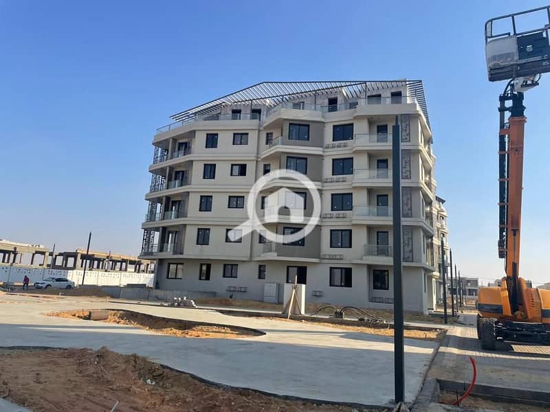 6 photo_6041665895136346948_y. jpg