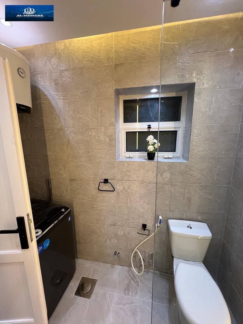 13 ce18acba-2384-4585-befe-267e14a28ca0. jpg