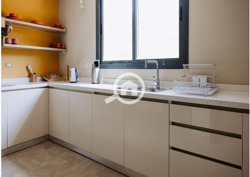 4 Villette - 1BD_page-0004. jpg