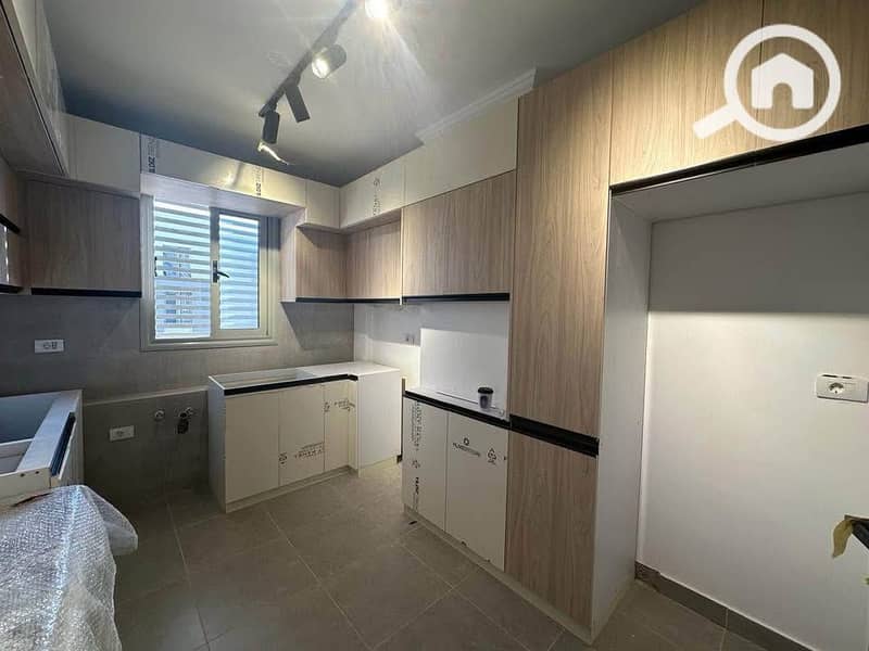 4 502890880_1174568361018267_5685826000952467278_n. jpg