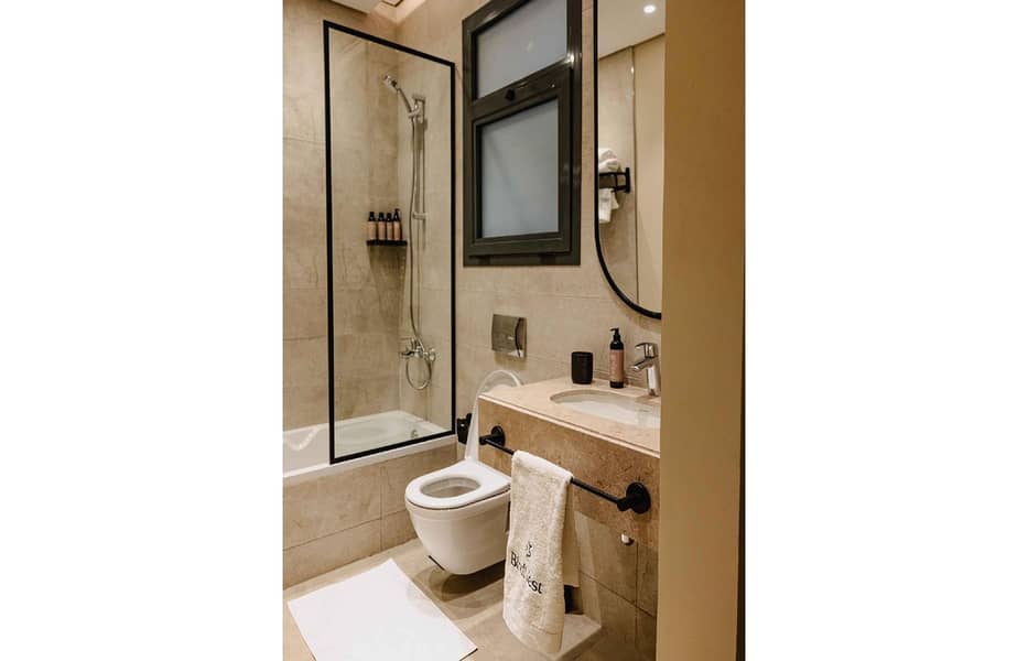 8 Villette - 1BD_page-0008. jpg