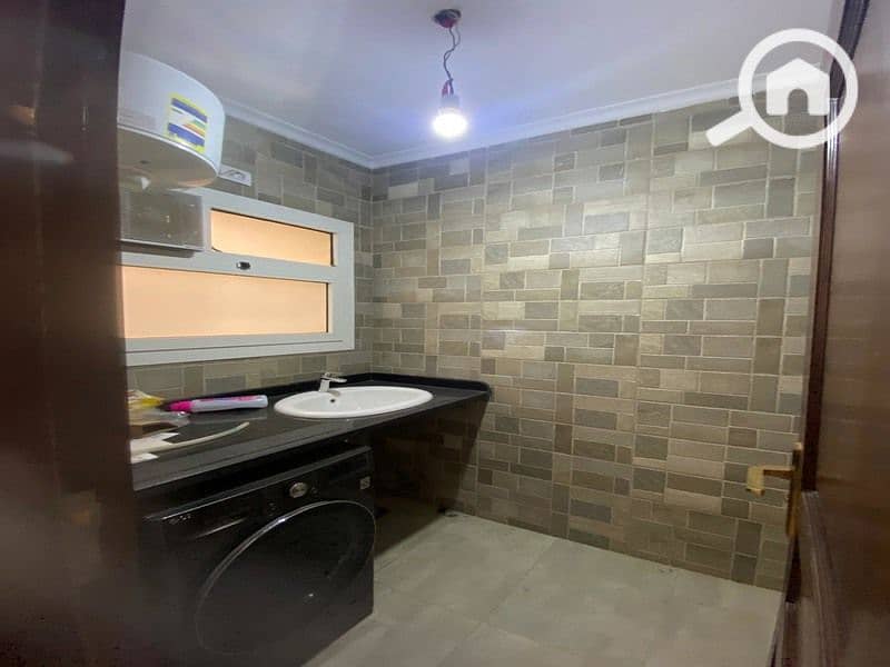 8 IMG-20251028-WA0040_800x600. jpg