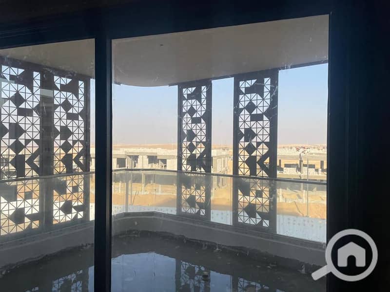 2 photo_6041665895136346947_y. jpg