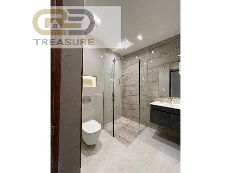 4 WhatsApp Image 2025-10-23 at 6.54. 56 PM. jpg