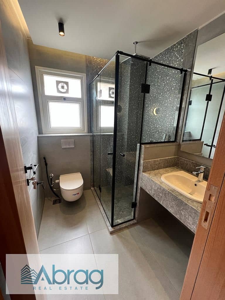 4 WhatsApp Image 2025-10-27 at 9.56. 13 AM. jpeg