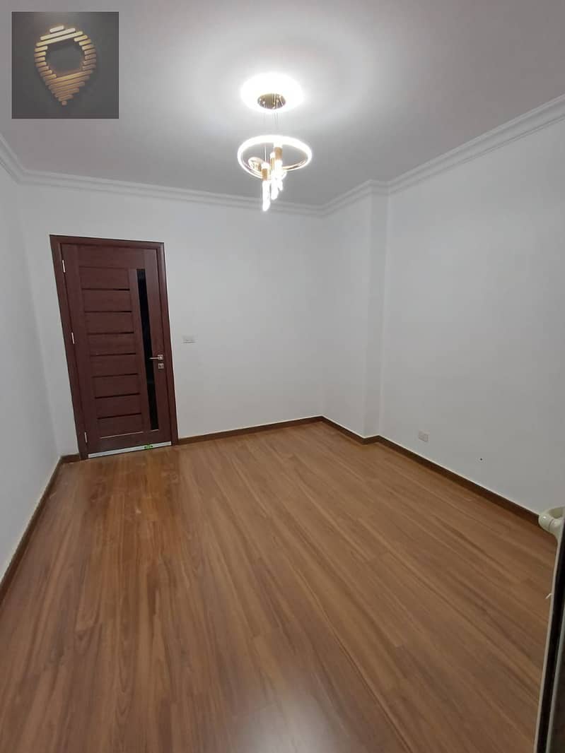 6 WhatsApp Image 2025-10-27 at 09.53. 50_6a9c0a35. jpg