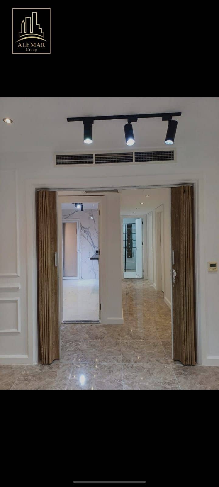 11 048279f9-0f58-4c5a-9486-9f2d8fb87341. jpg