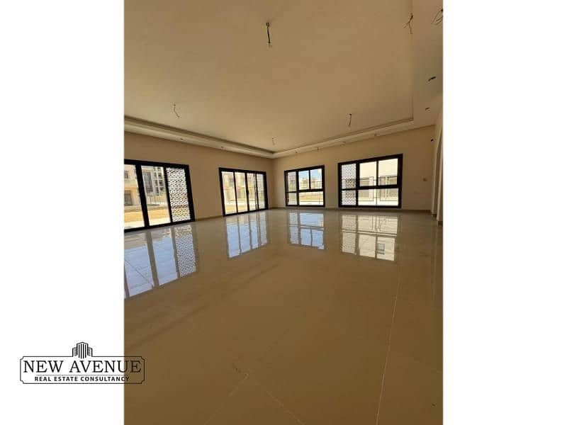 5 WhatsApp Image 2025-10-27 at 4.52. 50 PM (3). jpg