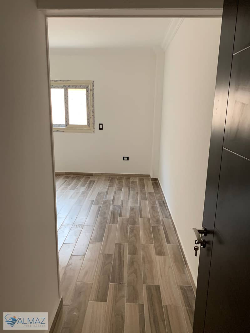 3 WhatsApp Image 2025-10-28 at 3.24. 23 PM (1). jpeg