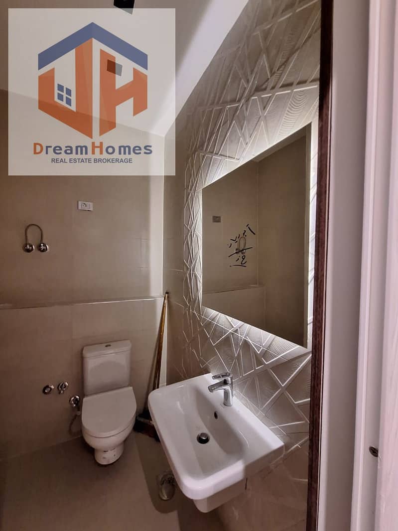 5 WhatsApp Image 2025-10-28 at 5.09. 42 PM (3). jpeg