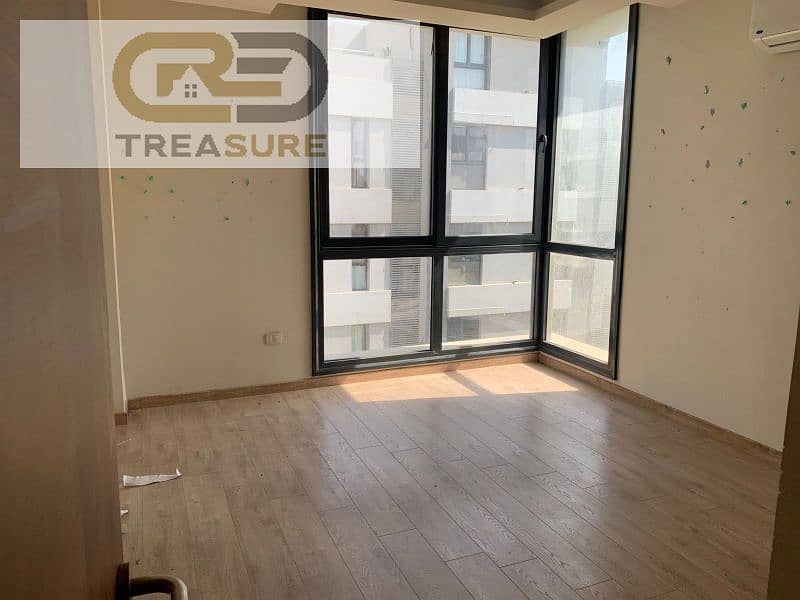 7 WhatsApp Image 2025-10-28 at 3.50. 45 PM (1). jpg