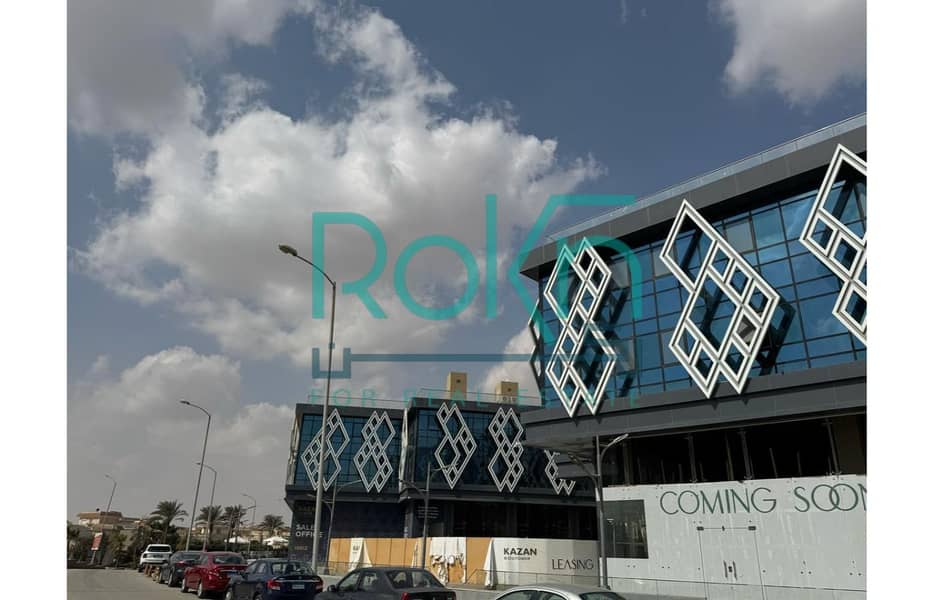 4 8b590a45-e656-44db-9130-74658590ad6d. jpg