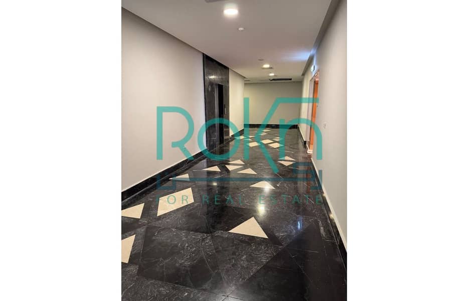 9 164171c6-6f12-4e7d-b86d-515d0cbee966. jpg