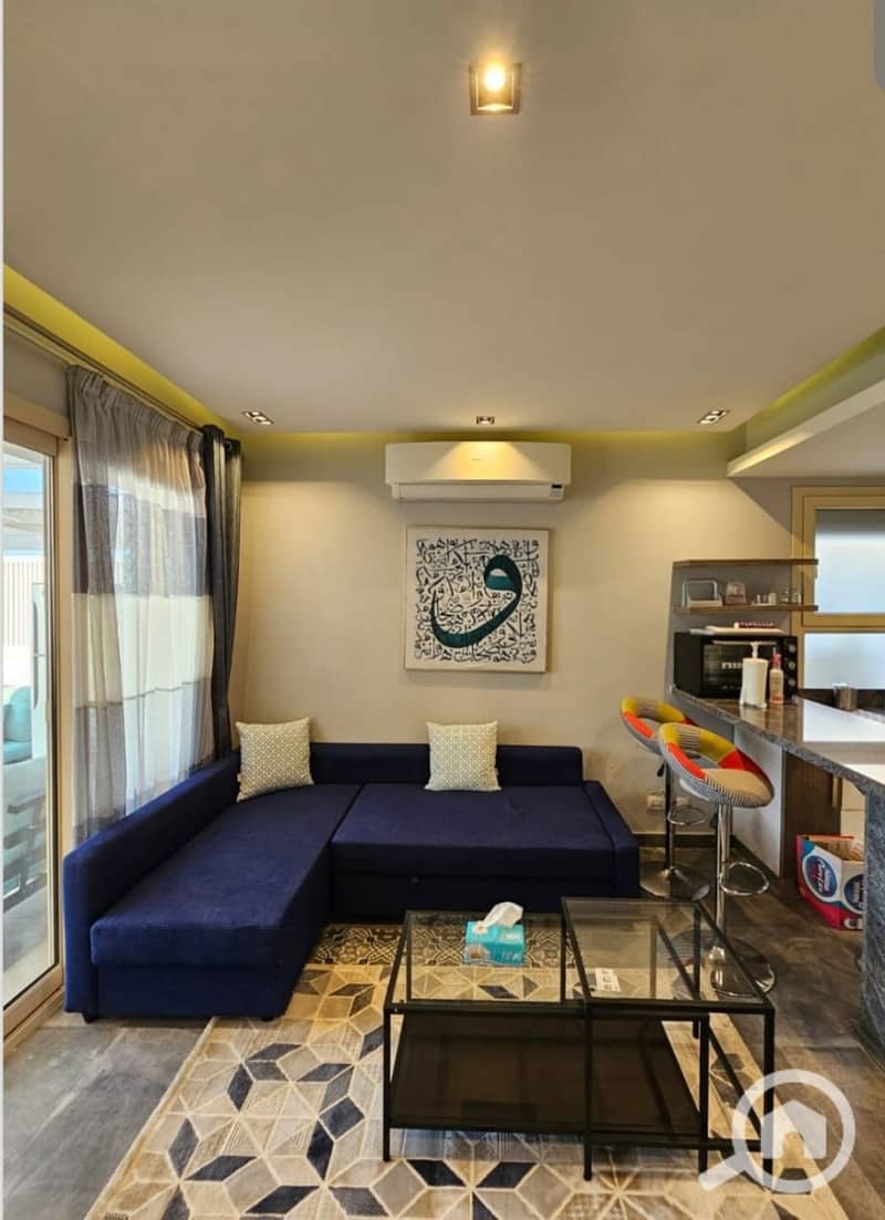 9 8943c4f5-0eb8-4631-b073-eec0573a7924. jpeg