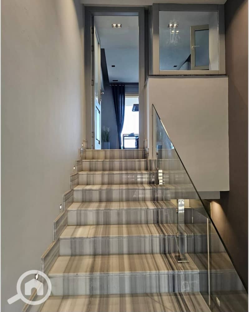 16 792114c1-f7c1-41a5-a132-49039038cf9f. jpeg