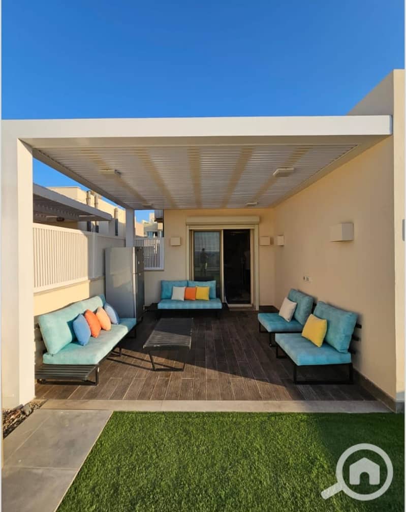 29 cccf8fe2-906e-4387-9858-0e49519dab25. jpeg