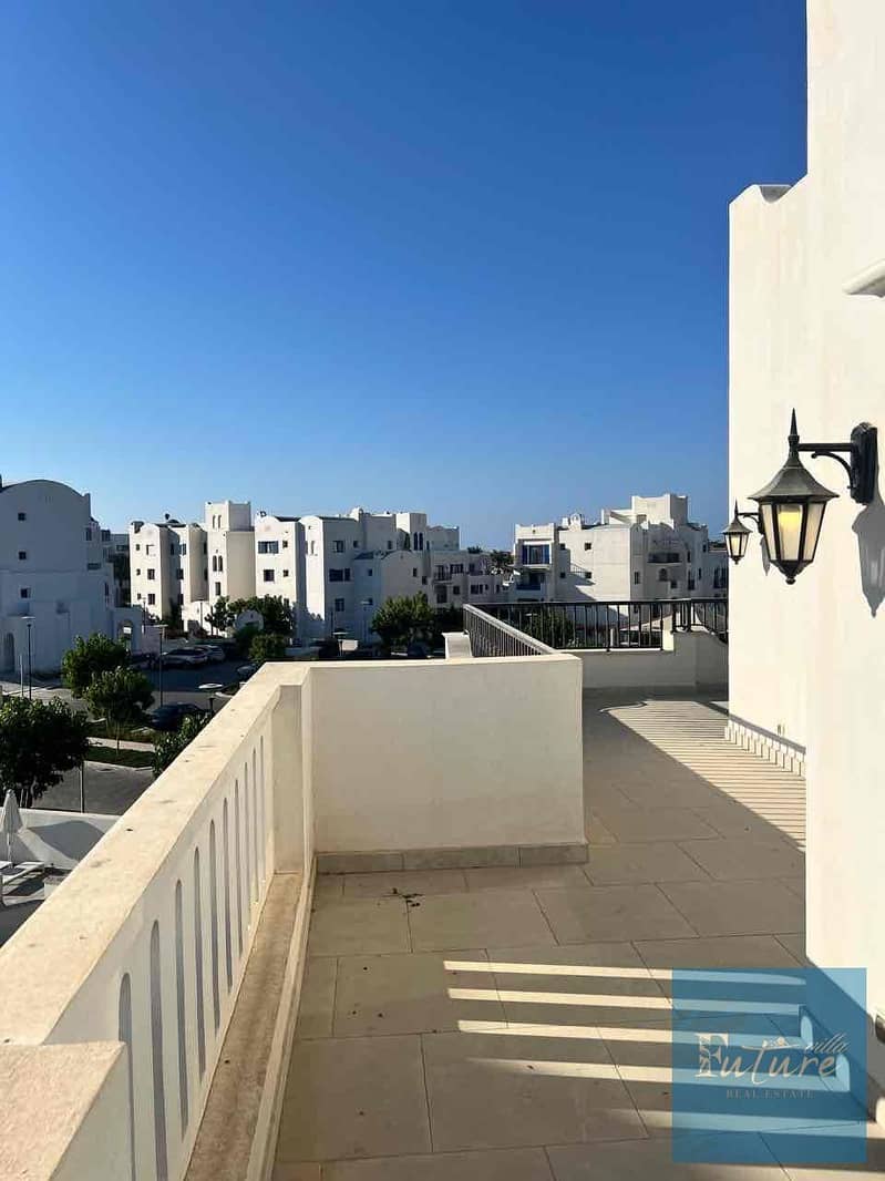 10 7f74b383-093c-4462-ace2-1079b32c0f7e. jpg