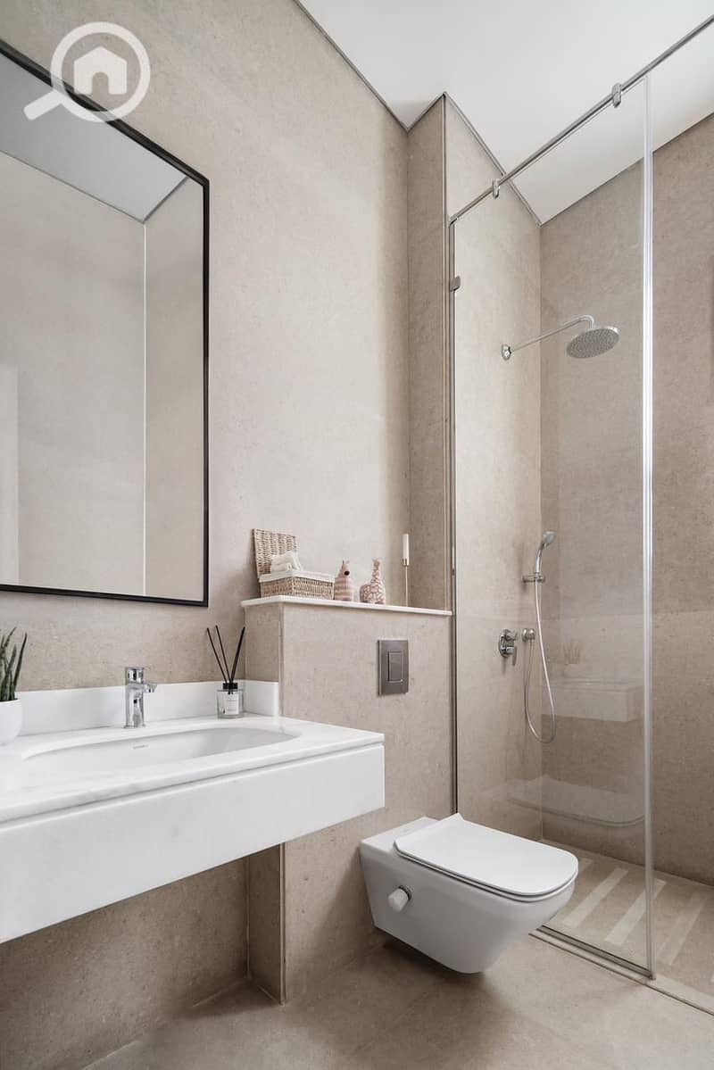 6 741cc4ea-5f96-4647-874e-2df59513d47a. jpg