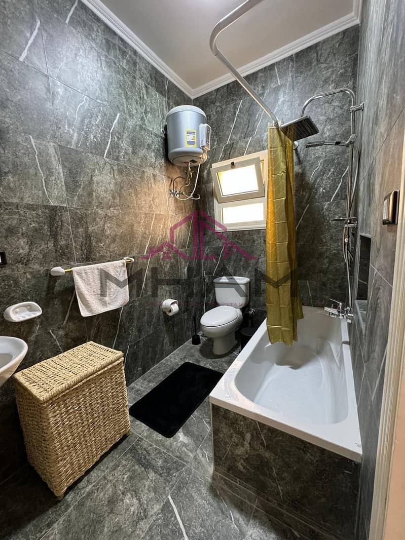 23 photo_5764719441752034173_y. jpg