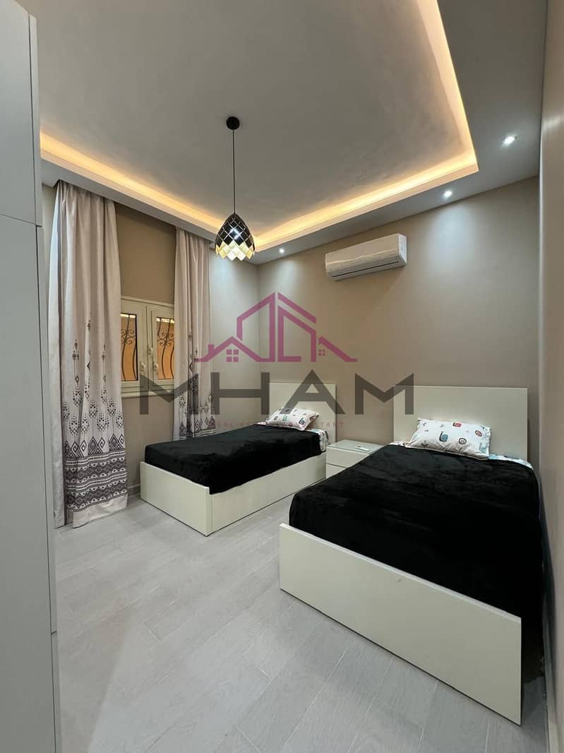 27 photo_5764719441752034177_y. jpg