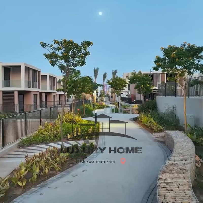 11 instories_E1E9D5B1-B29A-4ED0-BE14-FA7192EA5438. png