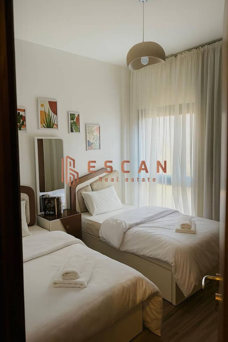 7 U587053 (38). jpeg