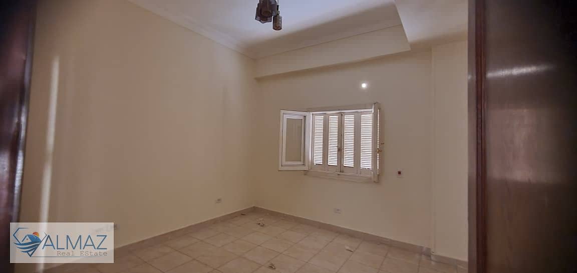 5 WhatsApp Image 2025-10-28 at 3.48. 07 PM (2). jpeg