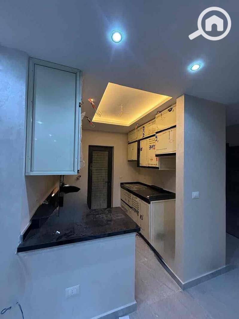 4 fd9179c3-9f33-4f2d-9572-ca92f8573c5c. jpg