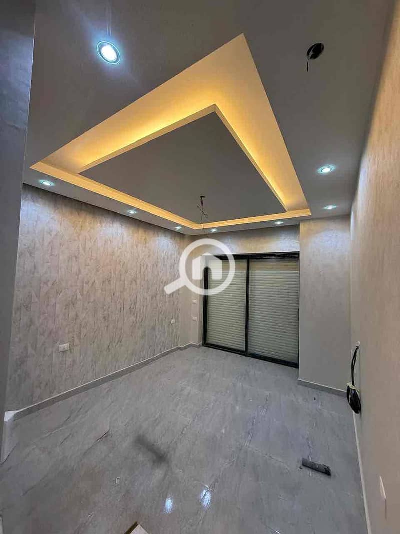 5 d1d90db8-c7da-47d8-97ce-ce24358817d9. jpg