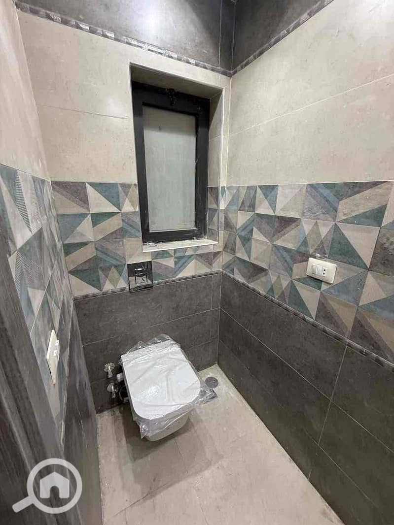 6 e0d1a5dd-501f-49bf-b756-d4ef83b8a003. jpg