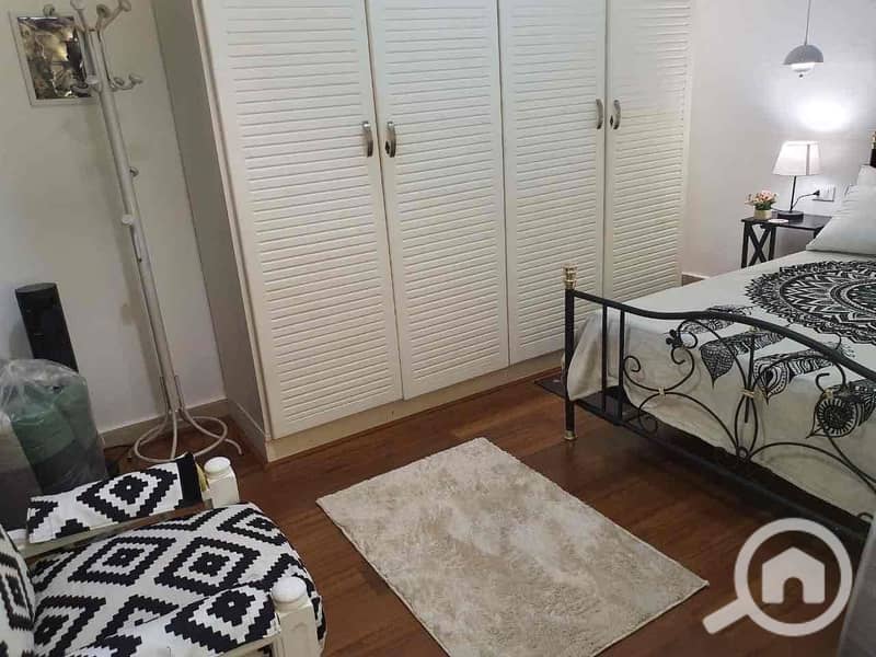 4 8157e1cb-ce25-4211-be99-91175a3f0200. jpg