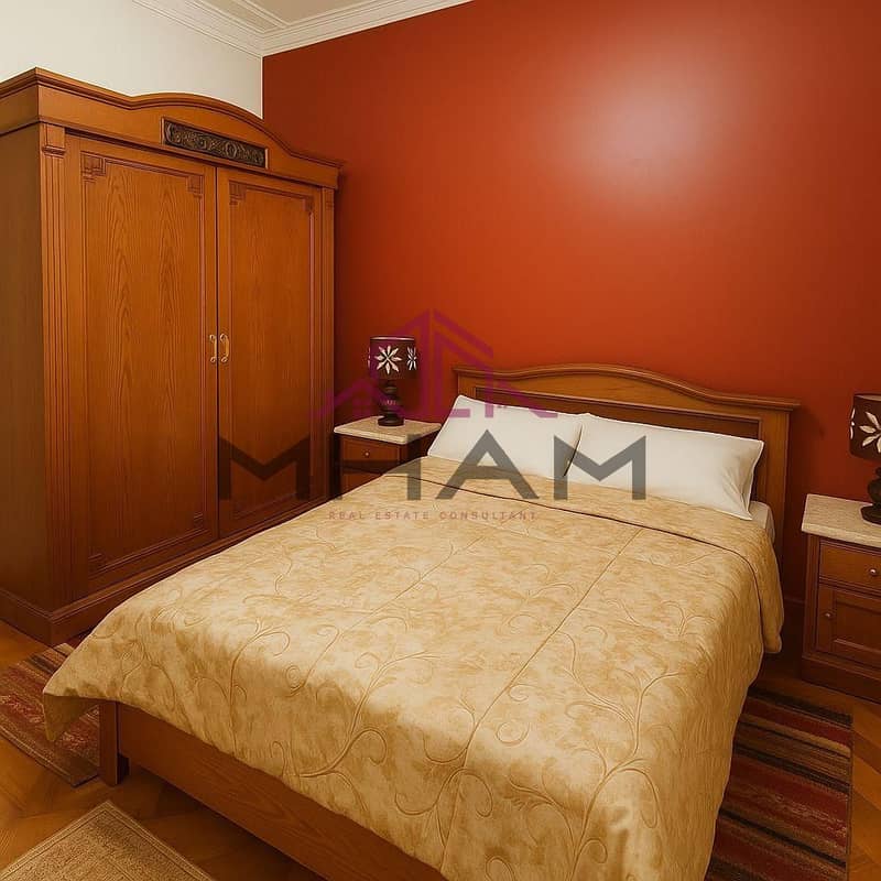 5 photo_6048596031030627669_y. jpg