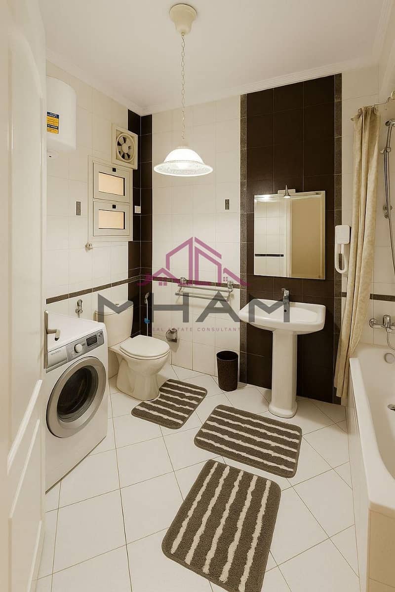 9 photo_6048596031030627674_y. jpg