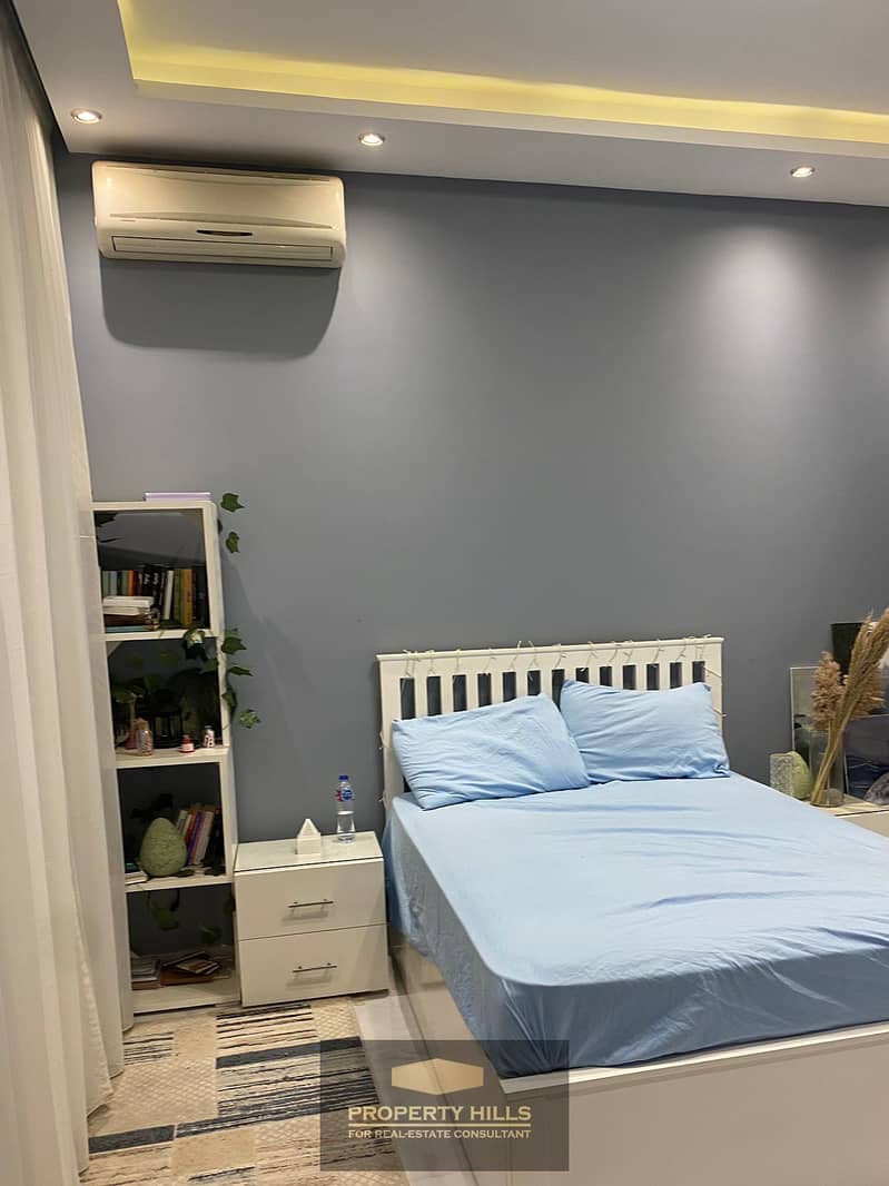 10 2275206c-6084-49e1-96e0-3240b580e4e9. jpg