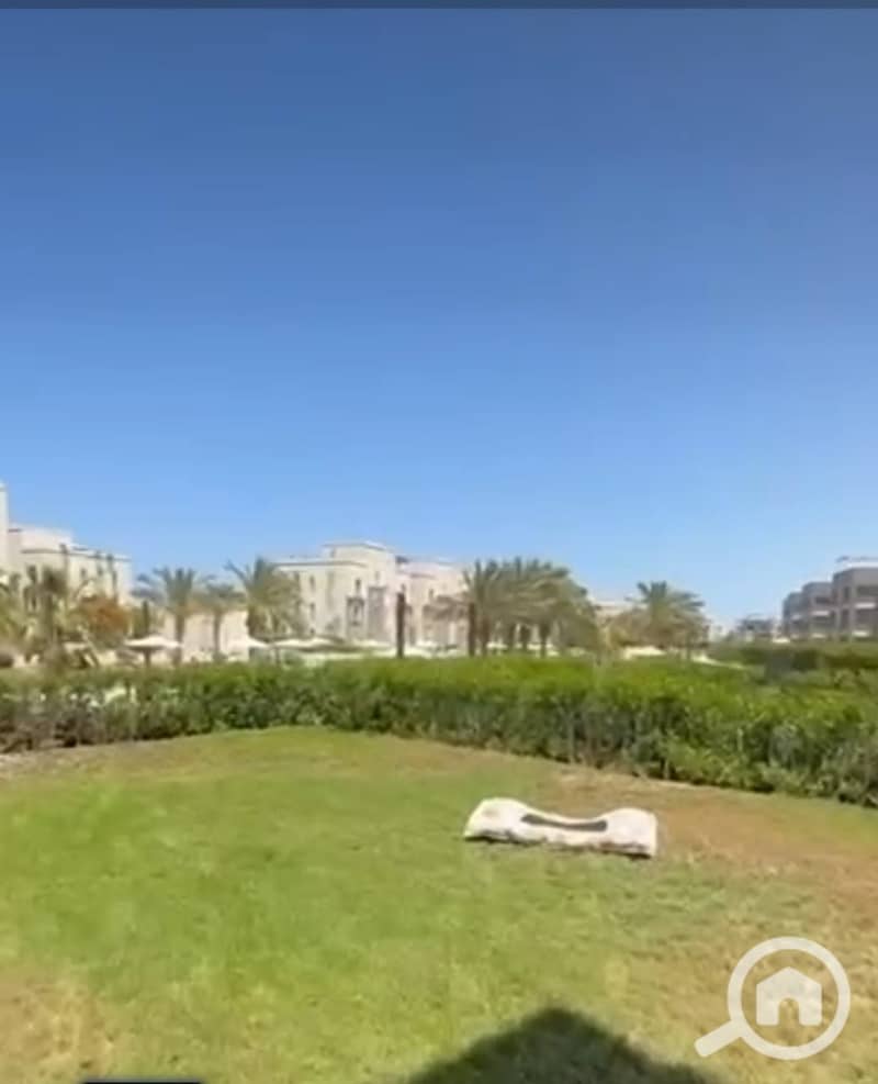 5 7d990b6f-d26b-4845-b42c-45fefd472b40. jpeg