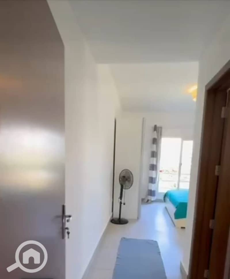 10 274ec3c6-40a0-4975-aed4-86c866dc9f53. jpeg