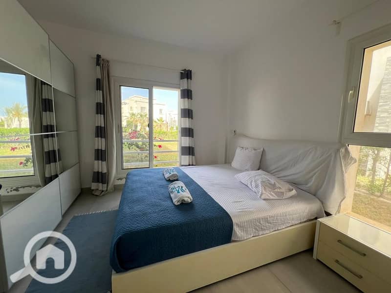 16 64710205-b06f-4b89-bc6b-12218367bc3f. jpeg